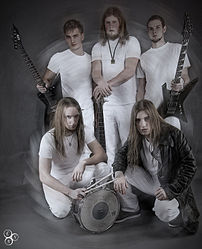 „Illusion-Ends“-Promo-Foto von Divided in Spheres