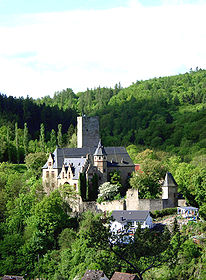 Schloss Kransberg – Totalansicht