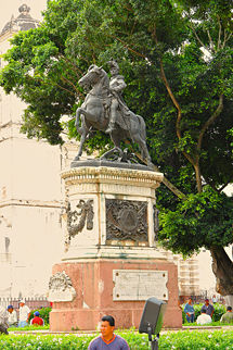 Francisco Morazan statue Yuscaran Honduras.jpg