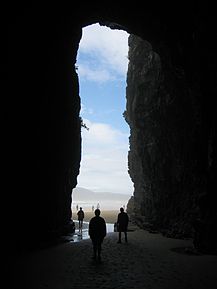 Blick aus einer der Cathedral Caves