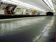 Edgar Quinet metro 03.jpg