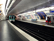 Metro de Paris - Ligne 7 - Censier - Daubenton 02.jpg