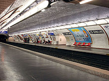 Metro de Paris - Ligne 7 - Les Gobelins 02.jpg