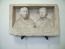 Pergamonmuseum - Antikensammlung - Relief 43.JPG