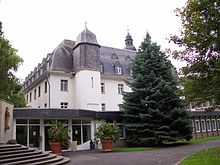 Rheindorfer Burg Kloster in Walberberg.JPG