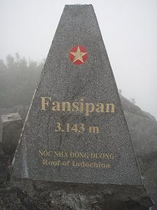 Fansipan summit.jpg