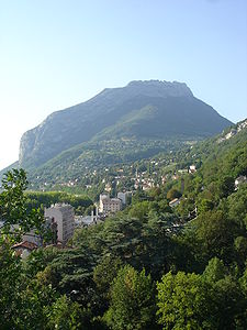 Savoyer Voralpen (Le Néron, Chartreuse, von Grenoble aus gesehen)