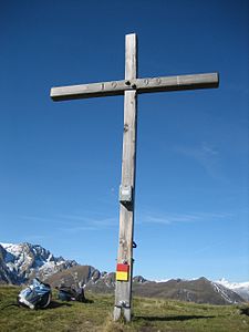 Gipfelkreuz auf der Präzer Höhi