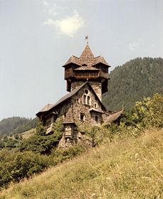 Burg Niederfalkenstein