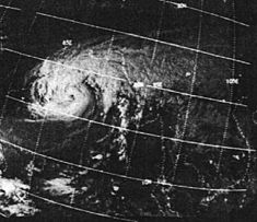 Satellitenbild des Zyklons vom 11. November 1970, um 08:58 UTC.