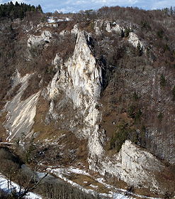 Burgfelsen der Ruine Stiegelesfels