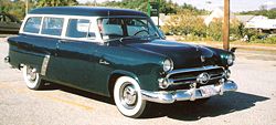 Ford Mainline Ranch Wagon (1952)