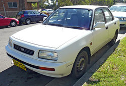 Daihatsu Applause (1993–1998)