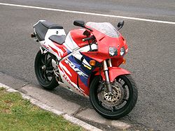 1994 Honda RVF400.jpg