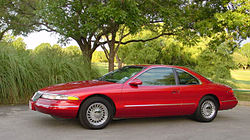 1996 Lincoln Mark VIII.jpg