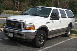 Ford Excursion (2000–2004)
