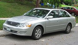 Toyota Avalon (2000–2002)