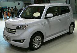 2005 Toyota bB 03.jpg