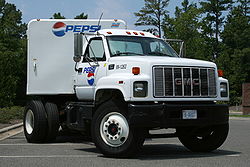 2008-08-04 GMC 7500 Pepsi truck parked at CVS.jpg