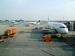 2764 - Milano - Aeroporto di Linate - Foto Giovanni Dall'Orto - 3-Jul-2008.jpg