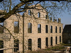 Abbaye de Koad Malouen - Kerpert 22 - France - 2004.JPG