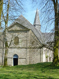 Westfassade der Abteikirche