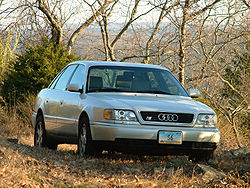 Audi S6 C4 US.jpg