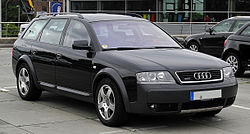 Audi allroad quattro 2.5 TDI (C5, Facelift) – Frontansicht, 3. Juli 2011, Essen.jpg