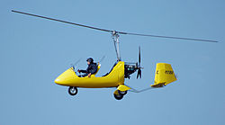 Ein AutoGyro MT-03 im Flug