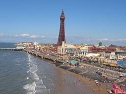 Blackpool Tower und Strand