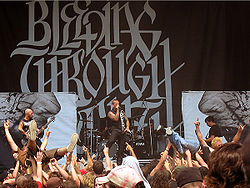 Bleeding Through Live am Ozzfest 2006