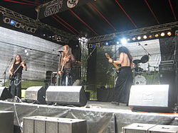 Bloodfeast beim „Summer Nights Open Air“ 2008 (noch mit ihrem Drummer Gatti)