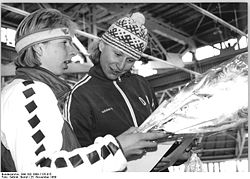 Christine Aaftink (links) mit Angela Hauck, 1989 in Berlin