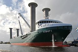 Die E-Ship 1 im Emder Hafen