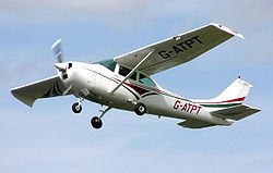 Cessna 182 J (G-ATPT)
