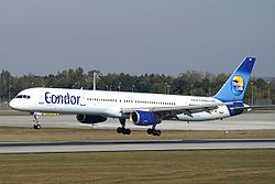 Boeing 757-300 der Condor