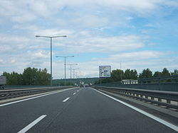 Die B37 auf der Donaubrücke Krems