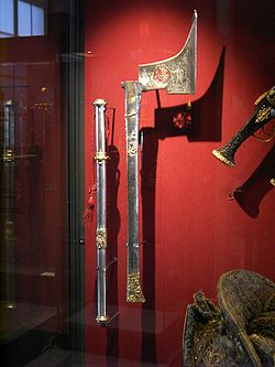 Dresden-Zwinger-Armoury-Battle.Axe.07.JPG