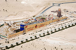 Werbeaufbau für Dubailand, März 2006