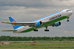 Eine Boeing 767 der Uzbekistan Airways