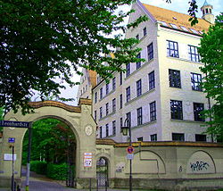 Edith-Stein-Gymnasium Muenchen.JPG