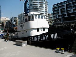Traditionsschiff Fairplay VIII im Sandtorhafen (Hafencity, Hamburg)