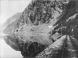 Flekkefjordbanen mit Lundevatnet.