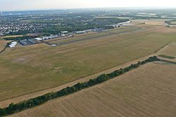 Flugplatz Bonn-Hangelar Luftbild.jpg