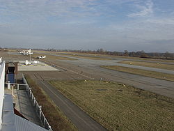 Flugplatz Straubing EDMS.JPG