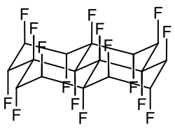 C6F6-Elemente in Sesselkonformation mit jeweils axial stehenden Fluoratomen