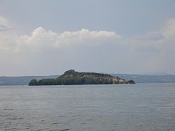 Isola Martana
