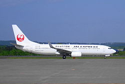 Eine Boeing 737-800 der JAL Express