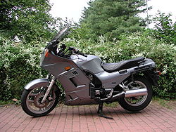 Kawasaki GTR 1000.jpg