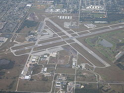 Kissimmee Gateway Airport.jpg